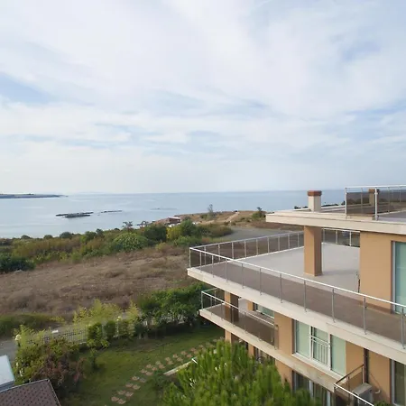 Santa Maria Achtopol