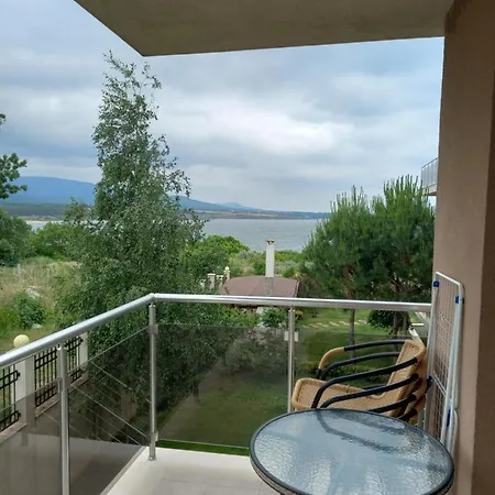 Santa Maria Achtopol